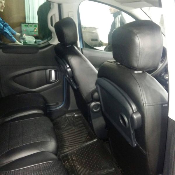 Чехлы Автопилот на Peugeot Partner /Tepee/ Family (2009+)